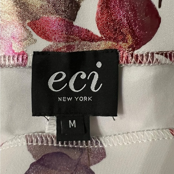 EC ECI METALIC FLORAL PENSIL SKIRT In Excellent used condition.no flaws - Picture 2 of 8